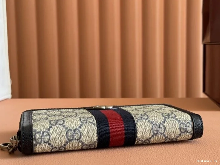 Versatile Gucci Purse 49506 Wallets 0803